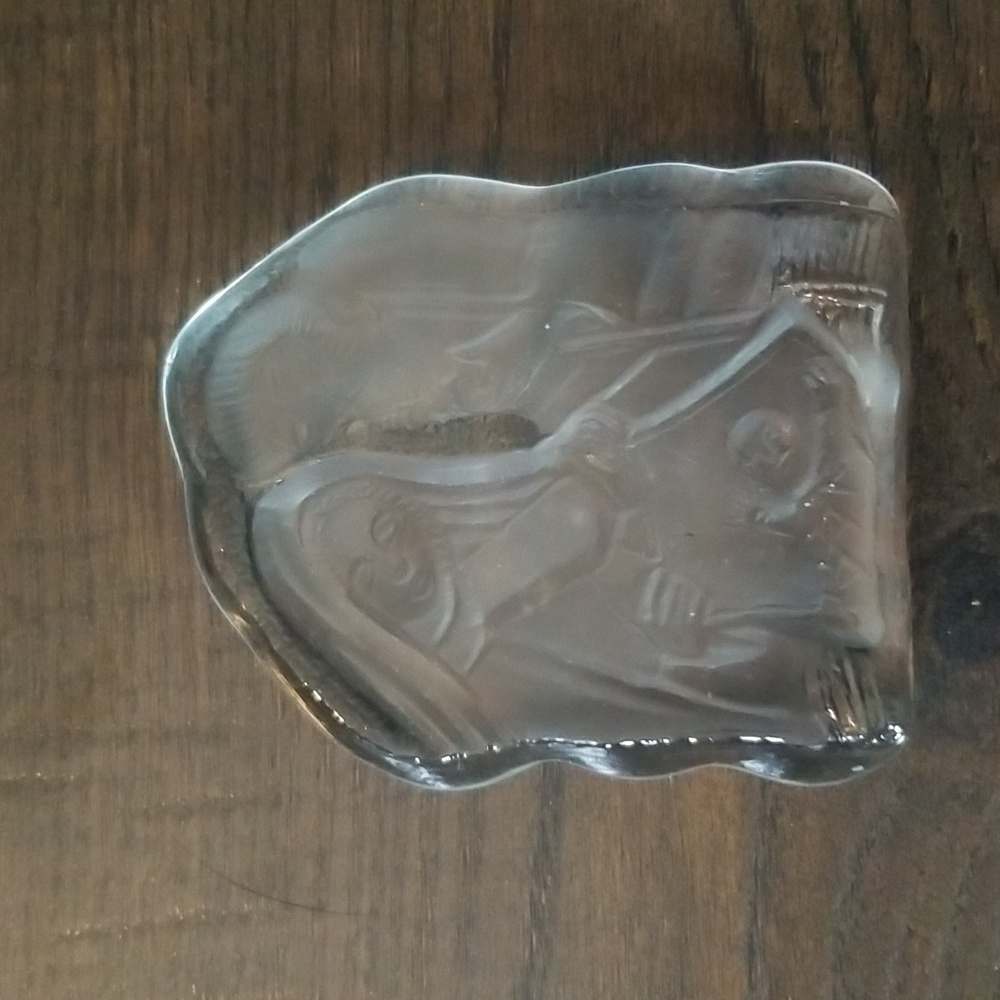 Manger Christmas scene paperweight or standing decor